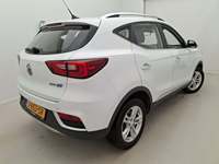 Pogled od pozadi desno