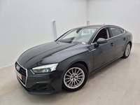 Pogled od napred levo