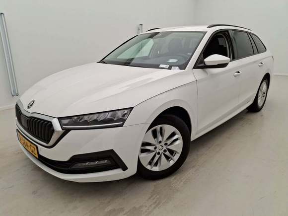 Pogled od napred levo