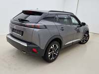 Изглед отзад отдясно