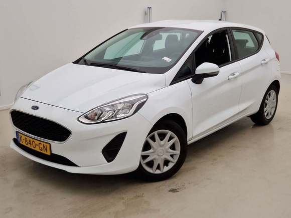 Вид спереди слева