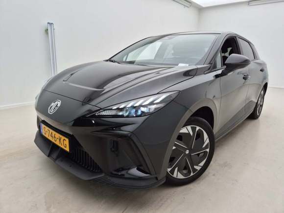 Вид спереди слева