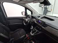 Вид на салон