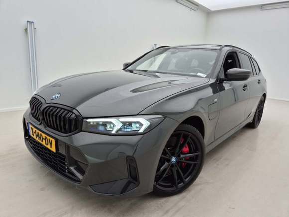 Náhled zpředu zleva