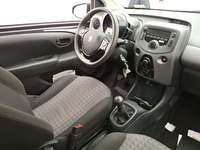 Вид на салон