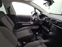 Вид на салон