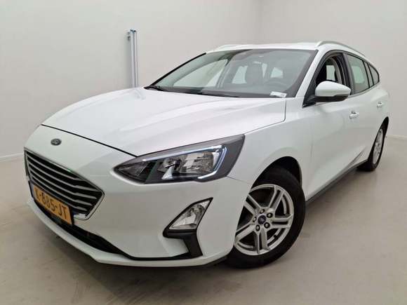 Вид спереди слева