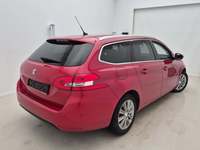 Pogled od pozadi desno