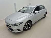 Pogled od napred levo