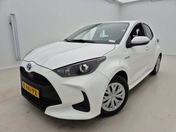 Вид спереди слева