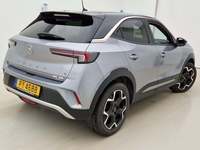 Pogled od pozadi desno