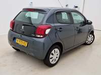 Pogled od pozadi desno