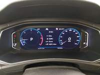 Pohled na přístrojovou desku