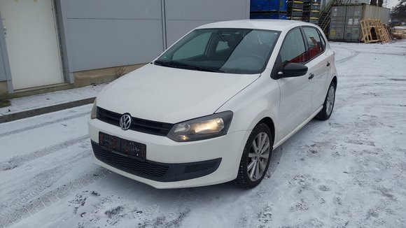 Pogled od napred levo