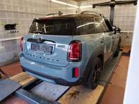 Aanzicht achter rechts