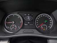 Pohled na přístrojovou desku