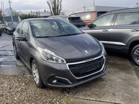 Вид спереди справа