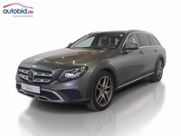 Вид спереди слева