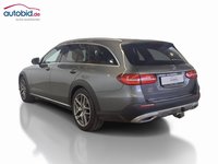 Вид сзади слева