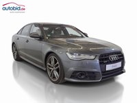 Skats no labās puses priekšā