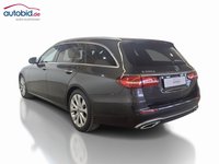 Вид сзади слева