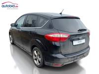 Pogled od pozadi levo