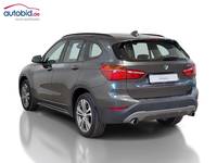 Pogled od pozadi levo