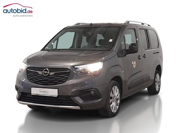 Pogled od napred levo