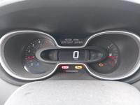 Pogled na kombinovani instrument