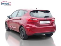 Pogled od pozadi levo