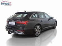 Pogled od pozadi desno