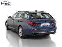 Pogled od pozadi levo