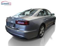 Pogled od pozadi desno