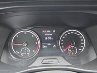 Вид на приборную панель