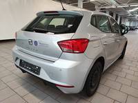 Aanzicht achter rechts