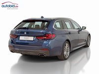 Skats no labās puses aizmugurē