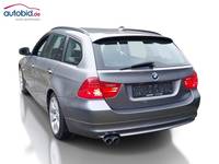 Pogled od pozadi levo