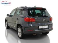 Vue de l’arrière gauche