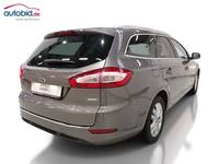 Vue de l’arrière droit