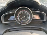 Pohľad na združený prístroj na palubnej doske