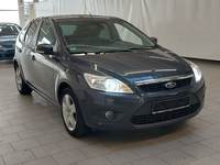 Pogled desno spredaj