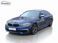 Skats no kreisās puses priekšā