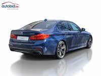 Skats no labās puses aizmugurē