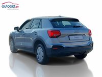 Pogled od pozadi levo