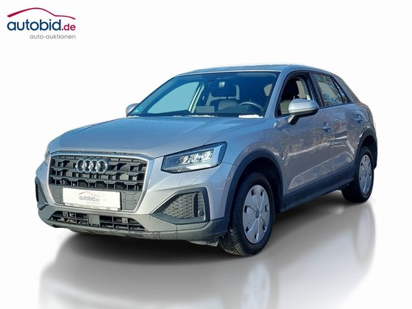 Pogled od napred levo