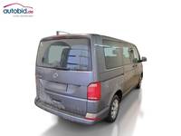 Pogled od pozadi desno