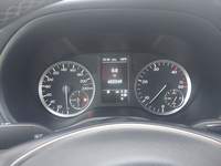 Pohled na přístrojovou desku