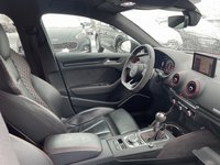 Вид на салон