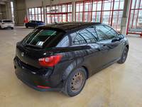 Aanzicht achter rechts