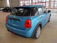 Aanzicht achter rechts